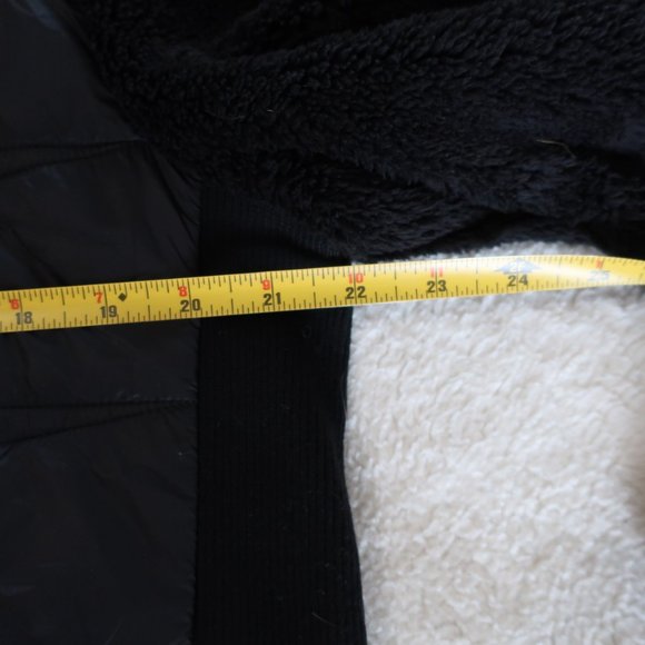 Zella Jackets & Coats Zella Mixed Media Quilted Cozy Jacket Black